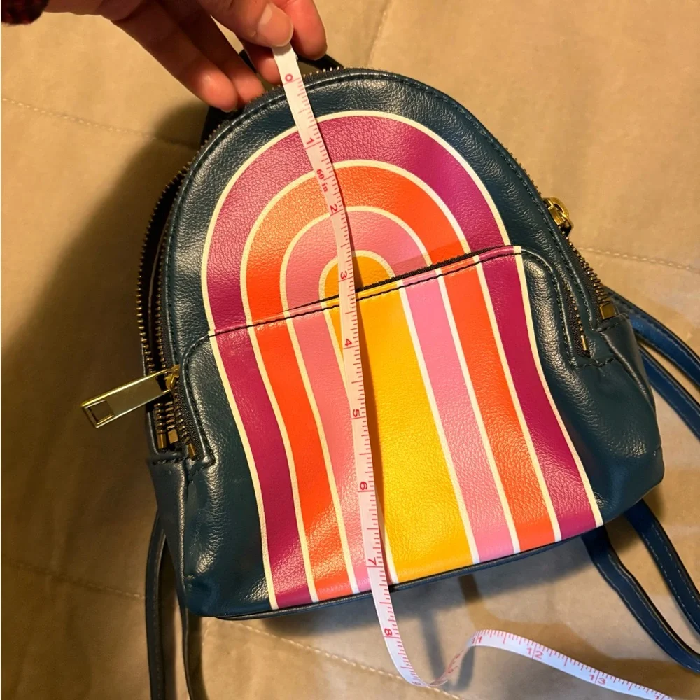 Fossil rainbow mini Backpack - Picture 6 of 7